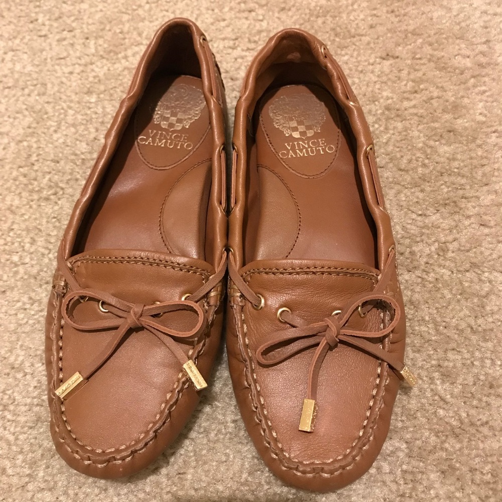 Vince Camuto loafers sz 6 women